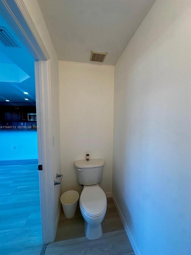 Building Photo - 15205 SW 30th Terrace