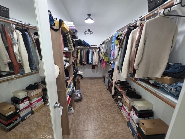 Building Photo - 15895 Green Acres Ct