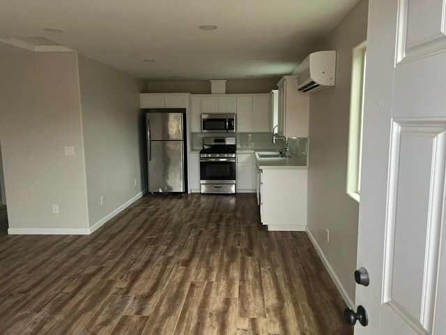 Building Photo - 4443 3rd St