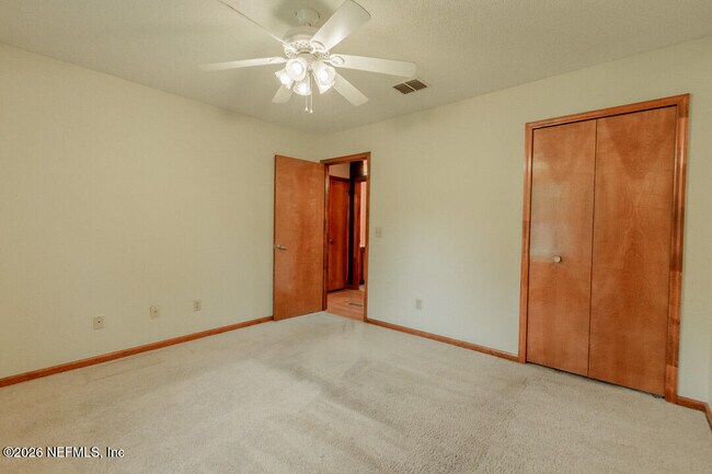 Building Photo - 4523 Chipmunk Rd