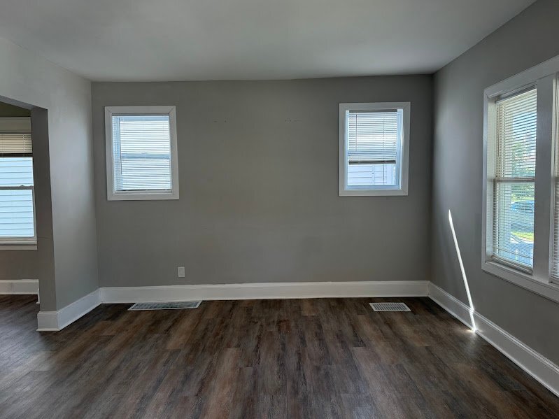 Building Photo - 3156 Rosina Ave