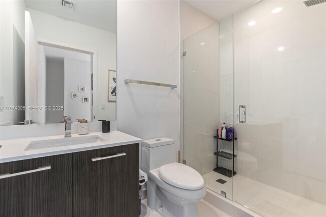 Building Photo - 45 SW 9th St