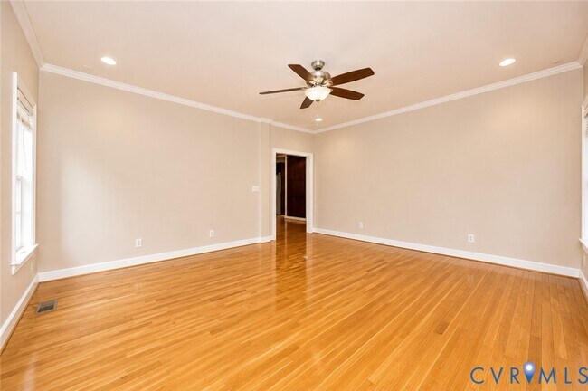 Building Photo - 11320 Sadler Oaks Dr