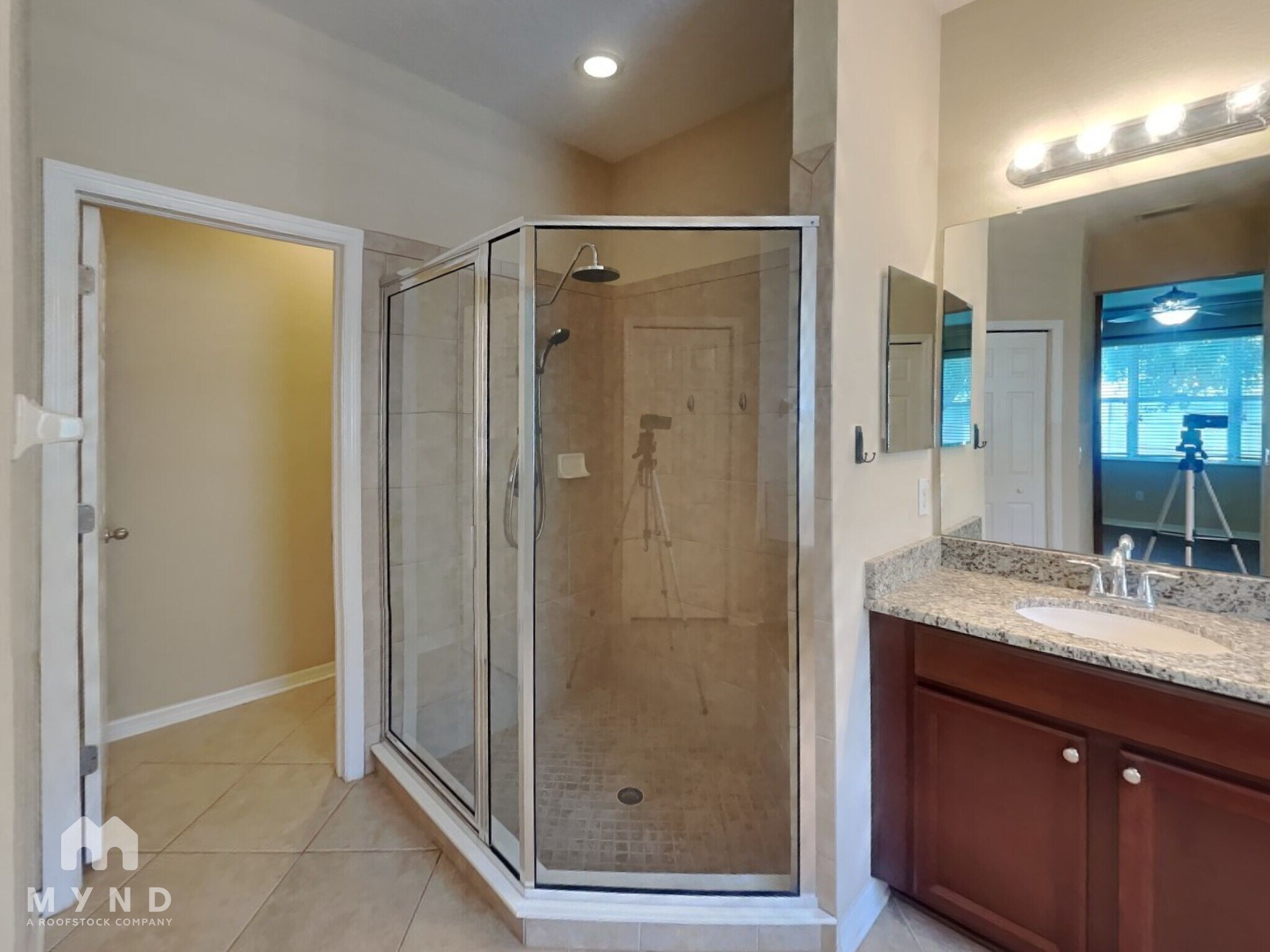Building Photo - 7414 Forest Mere Dr