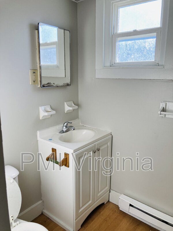 Building Photo - 4802 Norvella Ave