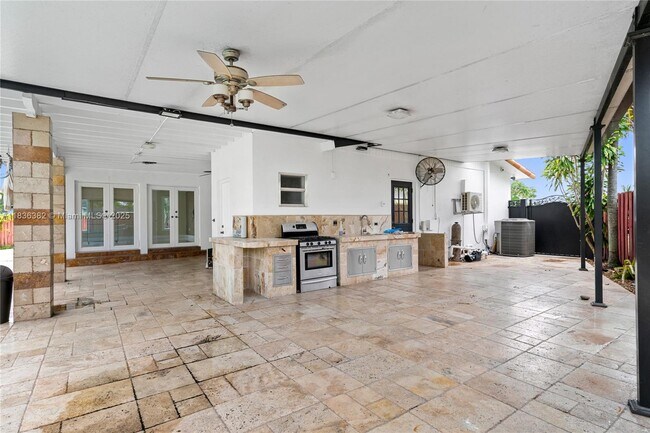 Building Photo - 13611 SW 77th St