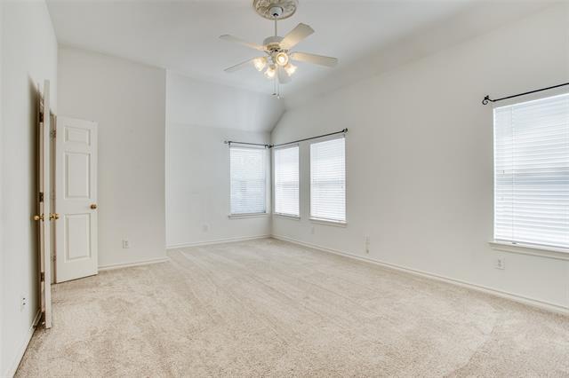 Building Photo - 3021 Sawtooth Dr
