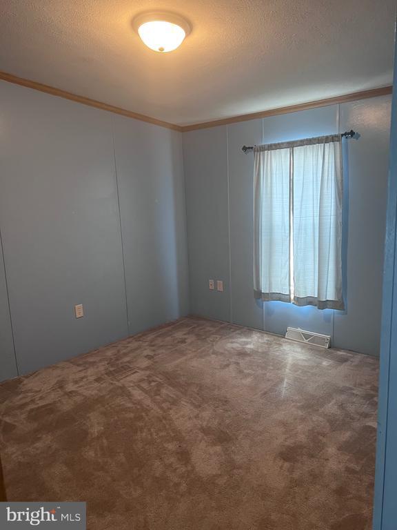 Building Photo - 636 Gravel Pike