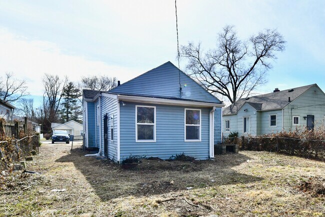 Building Photo - 3910 E 34th St