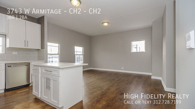 Building Photo - 3743 W Armitage Ave