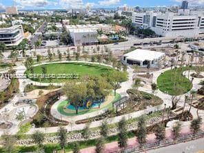 Building Photo - 1000 West Ave