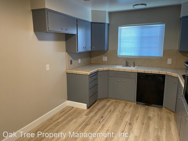 Building Photo - 3 br, 2 bath House - 2527 Harvard Avenue