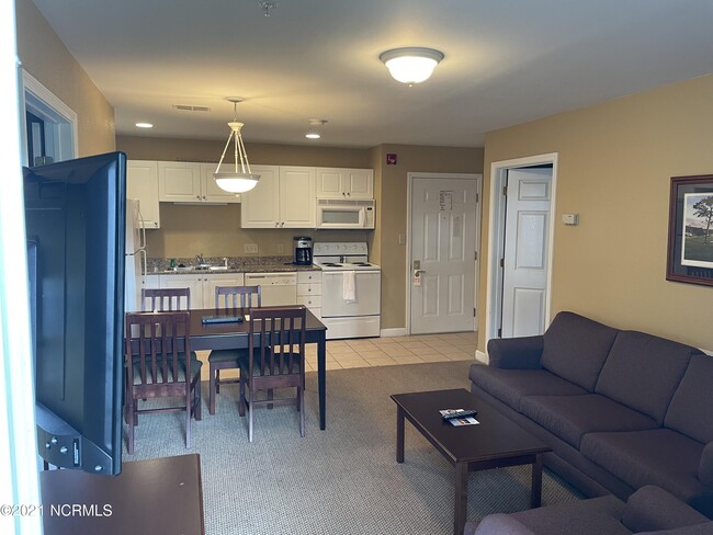 Building Photo - 524 Little River Farm Blvd