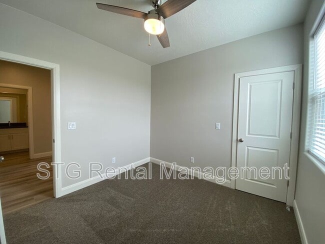 Building Photo - 4381 W 1200 S