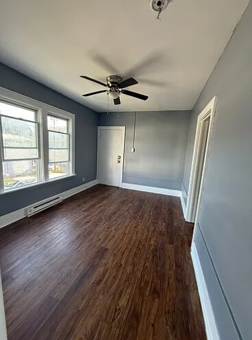 Building Photo - 1231 Congress St