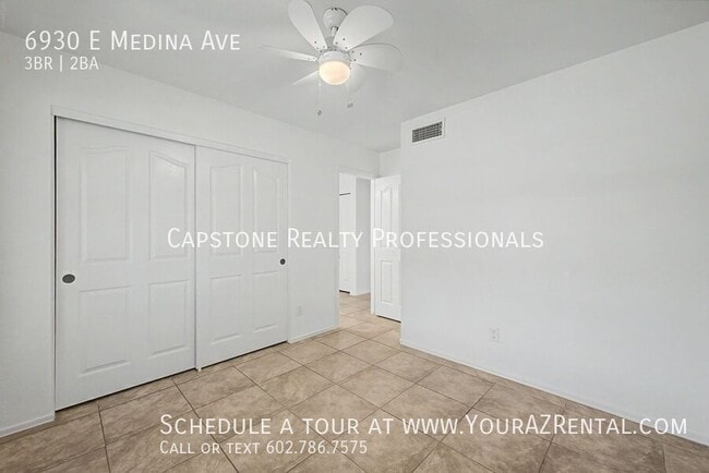 Building Photo - 6930 E Medina Ave