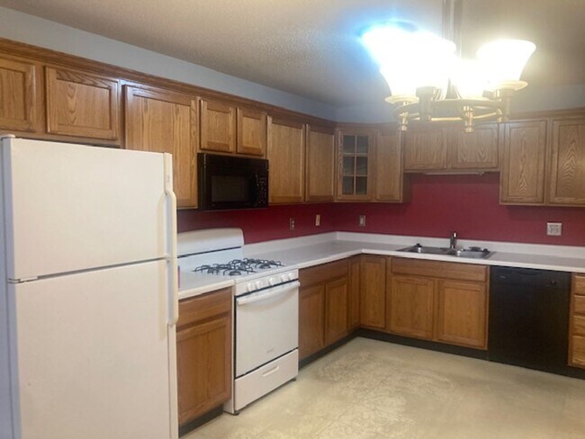 Building Photo - 342 Westline Ct