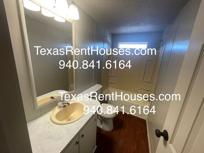 Building Photo - 1622 Conkling Dr
