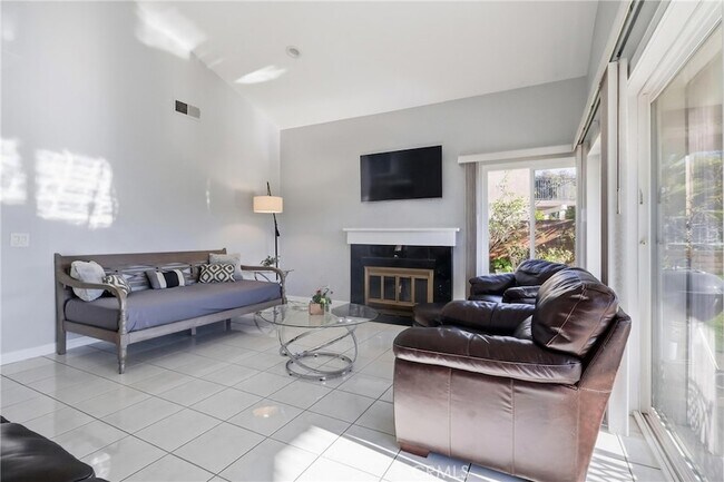 Building Photo - 2142 Iron Club Dr