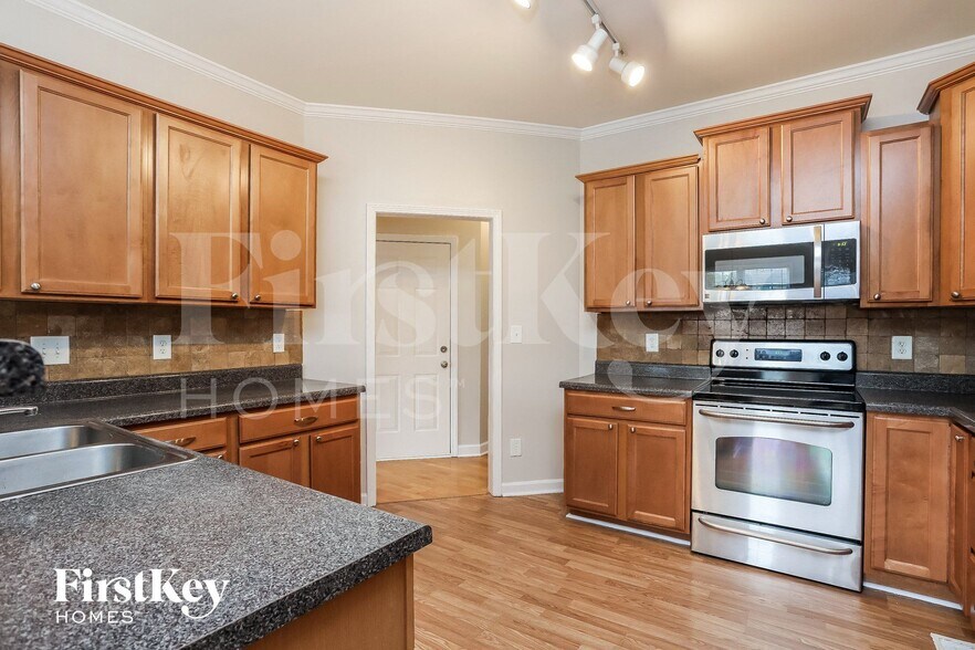 Building Photo - 413 Water Mill Ct