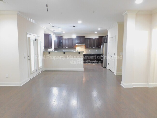 Building Photo - 4517 Gunnersbury Ln