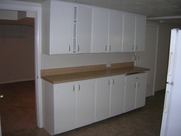 Building Photo - 2288 E 2700 S