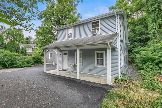 Building Photo - 763 Rte 9W