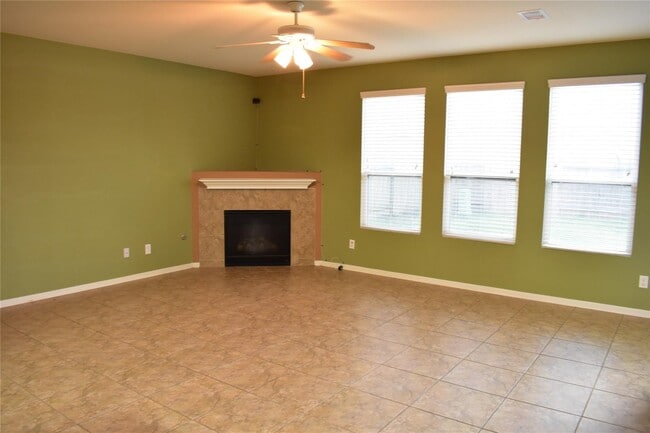 Building Photo - 2911 Creek Arbor Cir