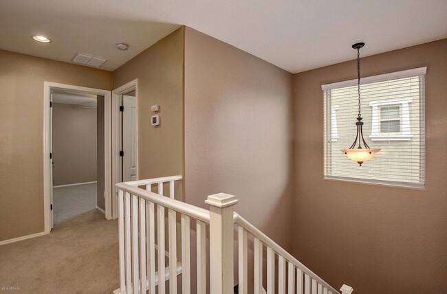 Building Photo - Beautiful 4BR Gated Home in Lehi Crossing ...