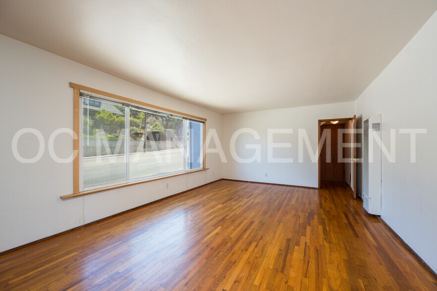 Building Photo - 1691 Johnson Ave