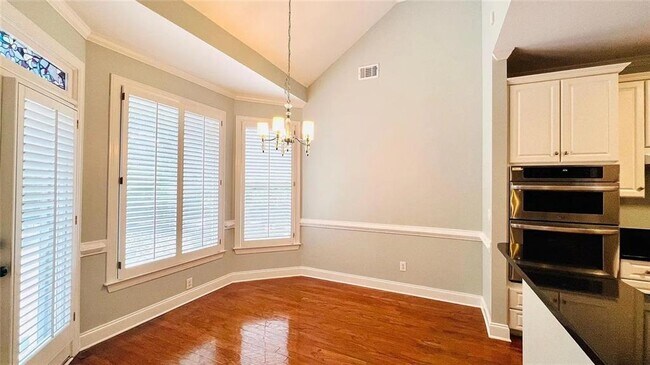 Building Photo - 8569 Spring Breeze Terrace