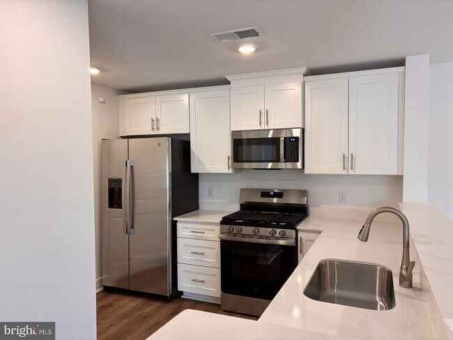 Building Photo - 2301 Prince Hall Dr