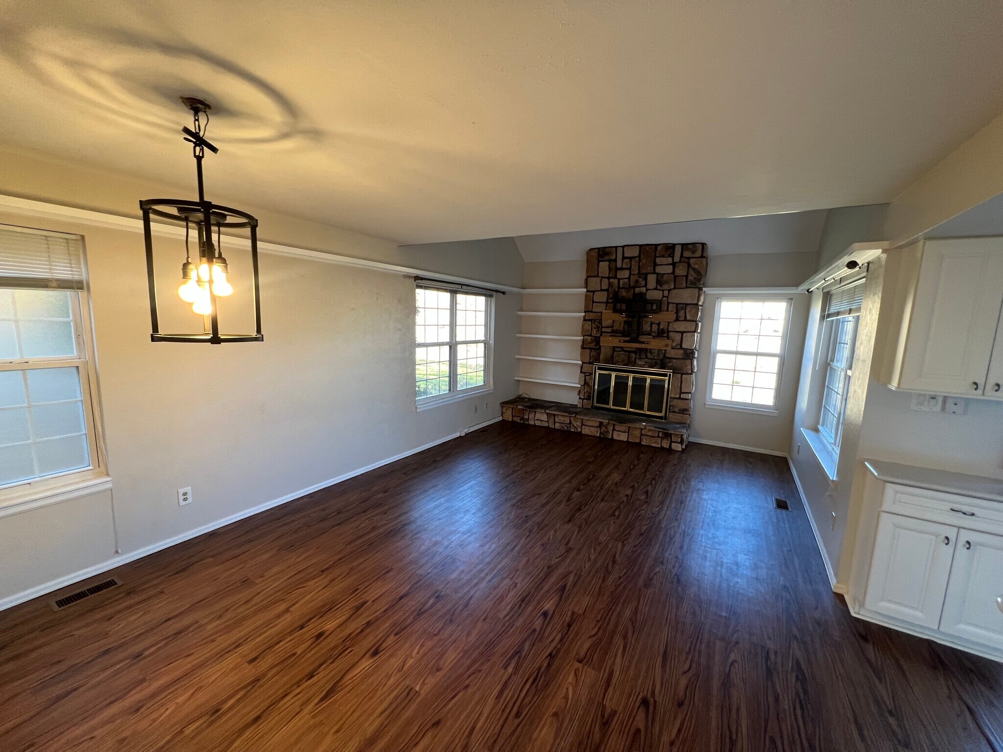 Building Photo - 338 Cobblestone Dr