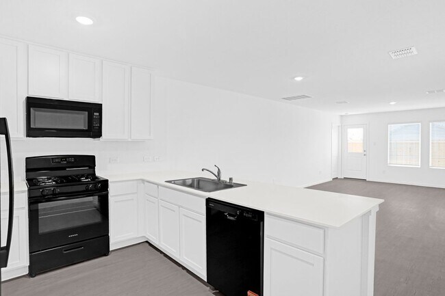 Building Photo - 730 Pawpaw Dr