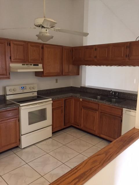 Building Photo - 3074 Inglewood Terrace