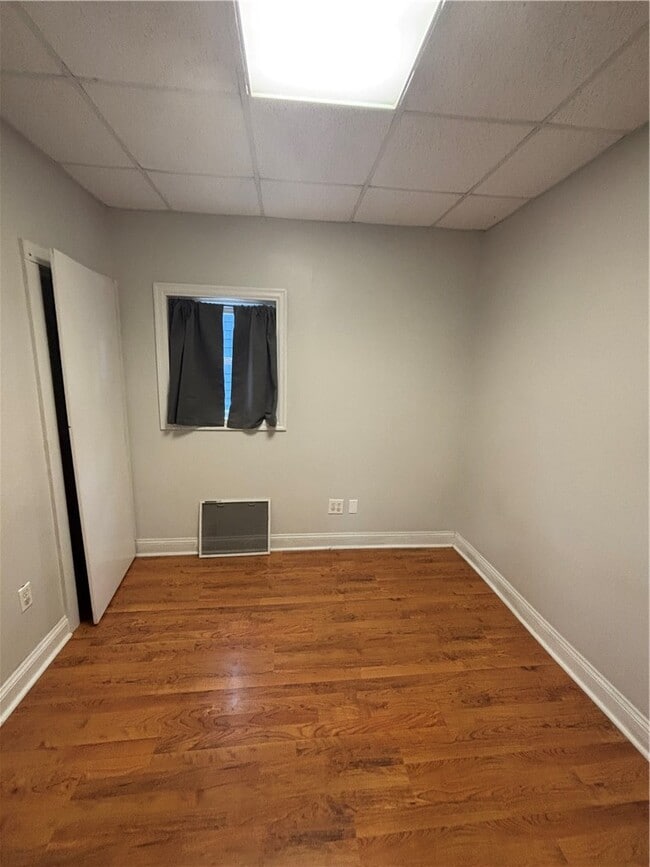 Building Photo - 507 Welles St