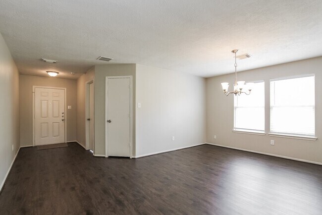 Building Photo - 4931 Winding View Ln