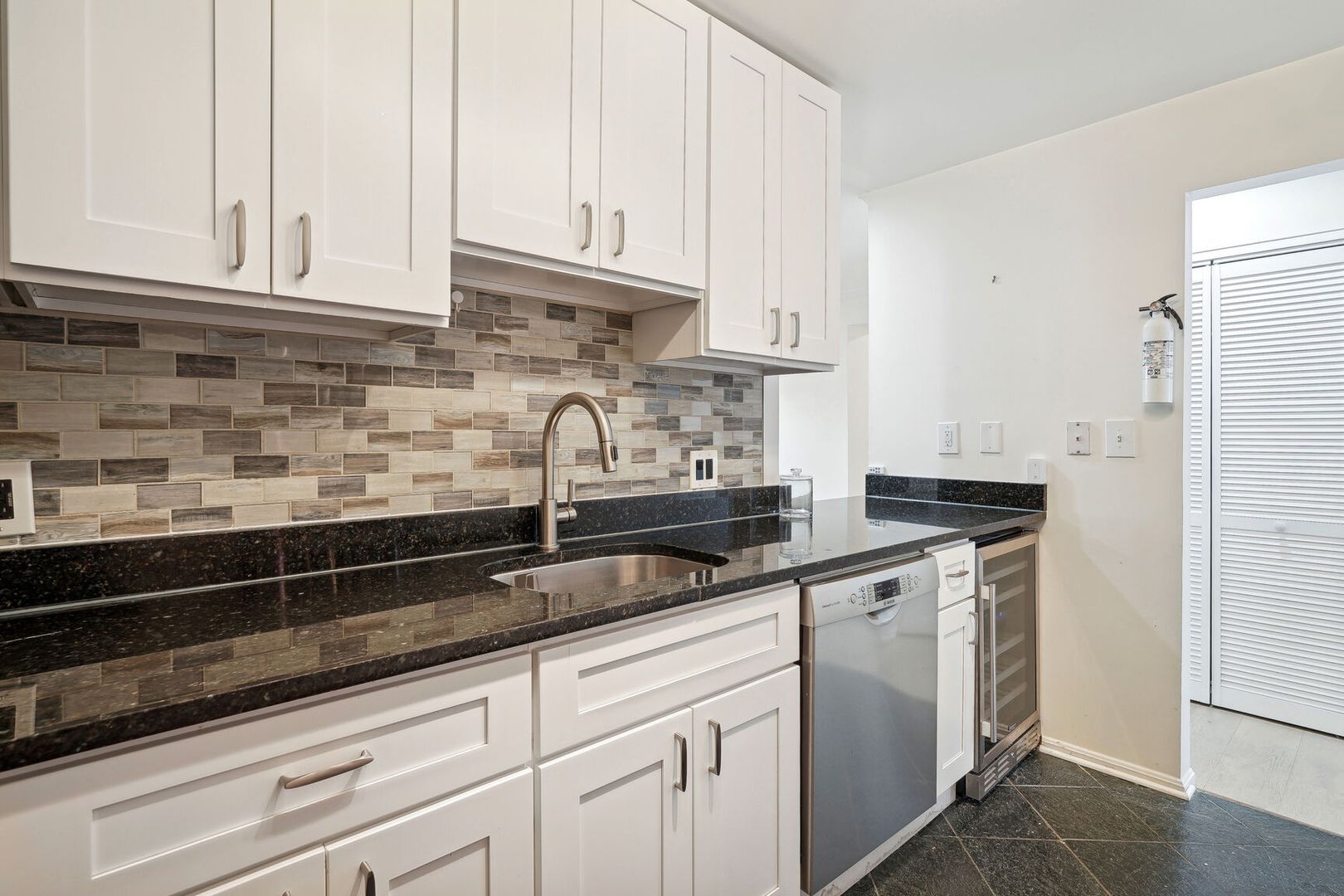 Building Photo - 1124 25th St NW