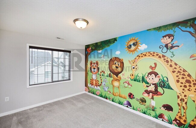Building Photo - 9654 Turnpoint Dr