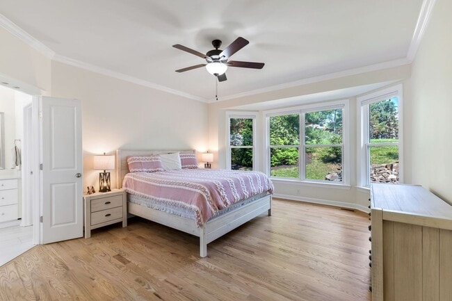 Building Photo - 415 Enclave Ct