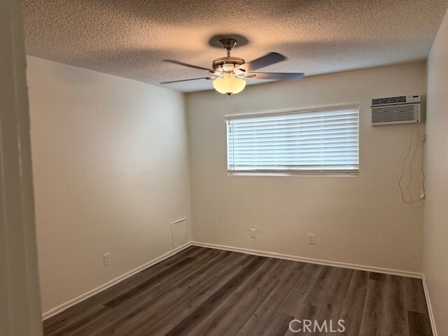 Building Photo - 685 E Vista Chino