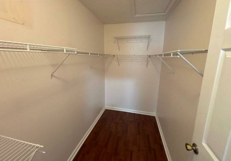 Building Photo - 575 Oakleaf Plantation Pkwy