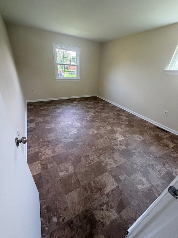 Building Photo - 506 Mansfield Dr