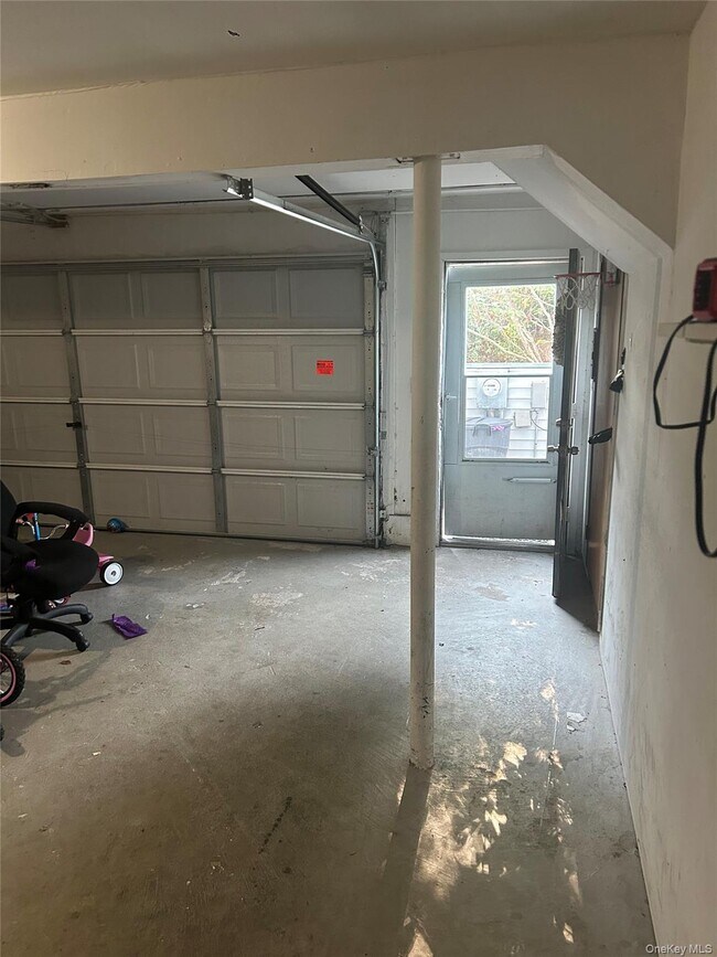Building Photo - 3534 Gibbs Rd