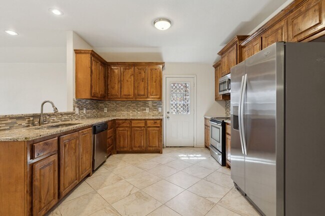 Building Photo - 233 Firefly Dr