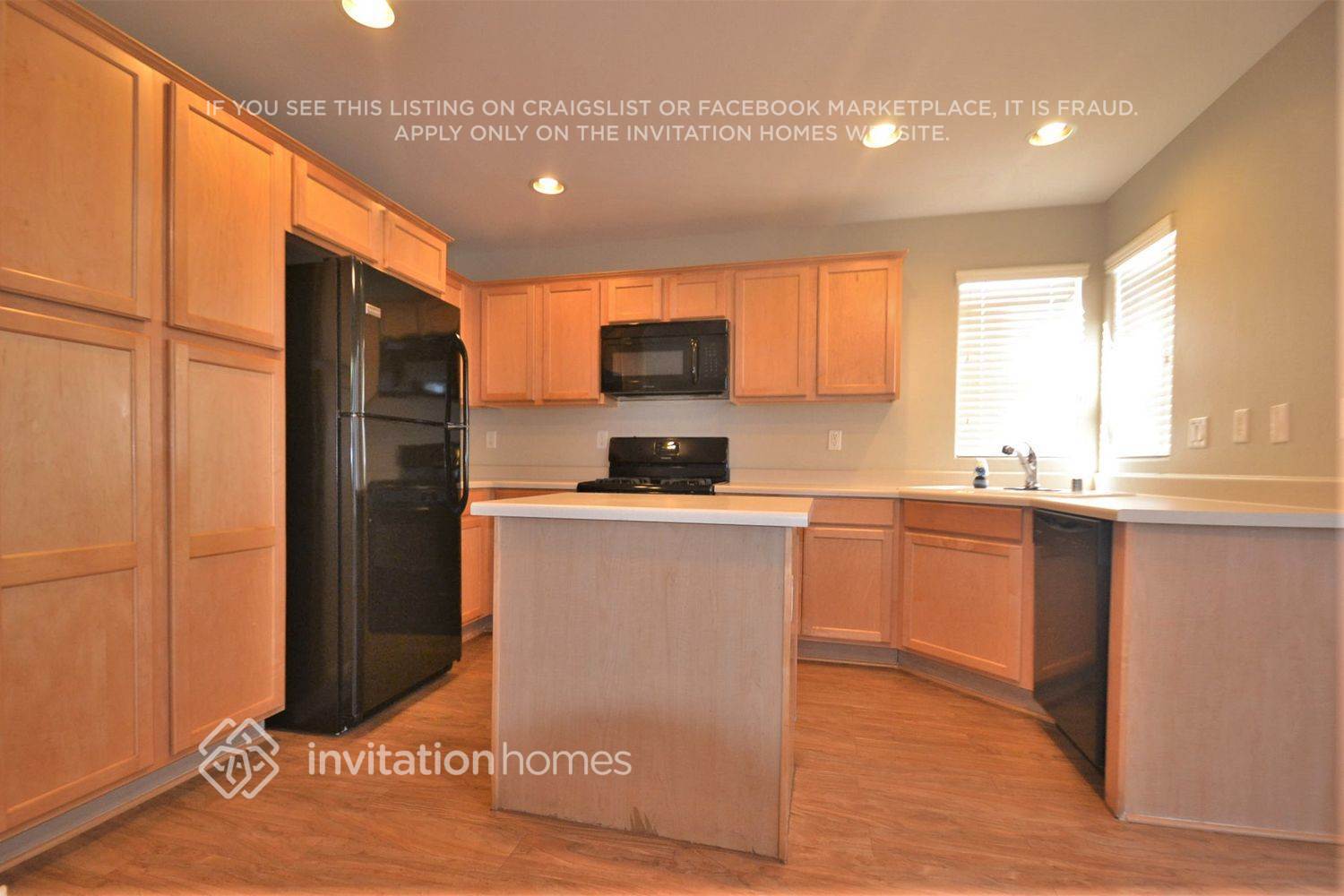 Building Photo - 732 Irish Mittens Ct