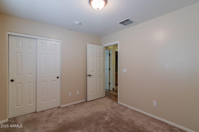 Building Photo - 11323 E Wallflower Ln