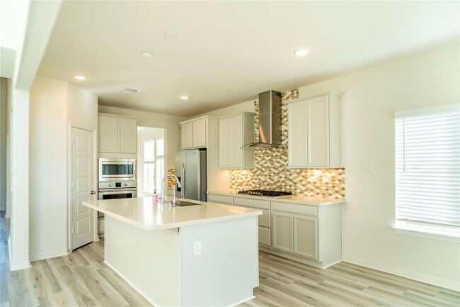 Building Photo - 3618 Windward Canyon Dr