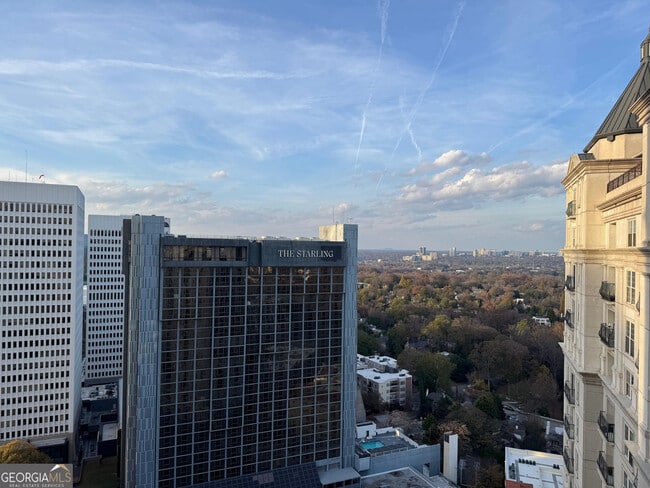 Building Photo - 195 14th St NE