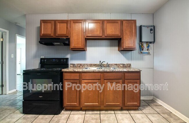 Building Photo - 1521 22nd St Ensley